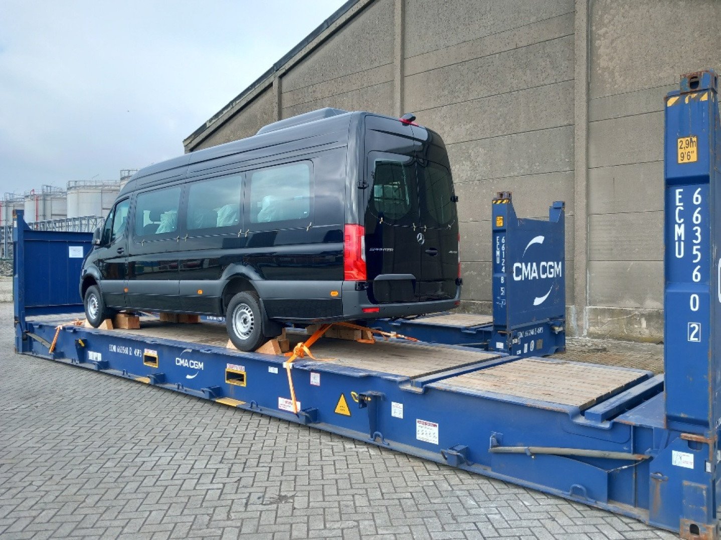 Automotive Logistics | Vehicle & Parts Forwarding Bentri coordinates global automotive movements from Antwerp: vehicles, machinery and parts with accurate planning, safe handling and reliable partners.