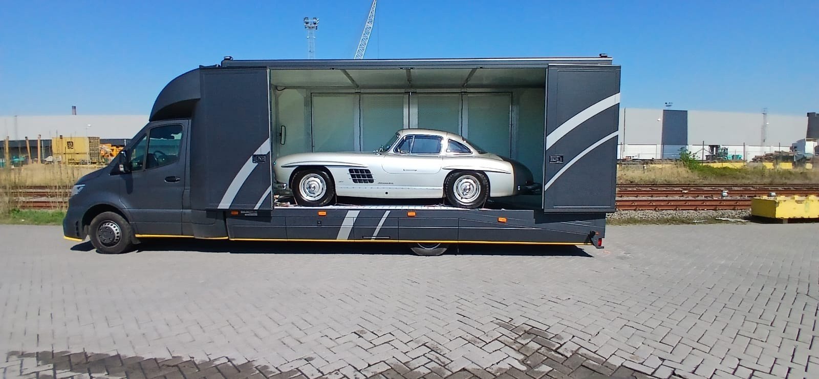 Automotive Logistics | Vehicle & Parts Forwarding Bentri coordinates global automotive movements from Antwerp: vehicles, machinery and parts with accurate planning, safe handling and reliable partners.