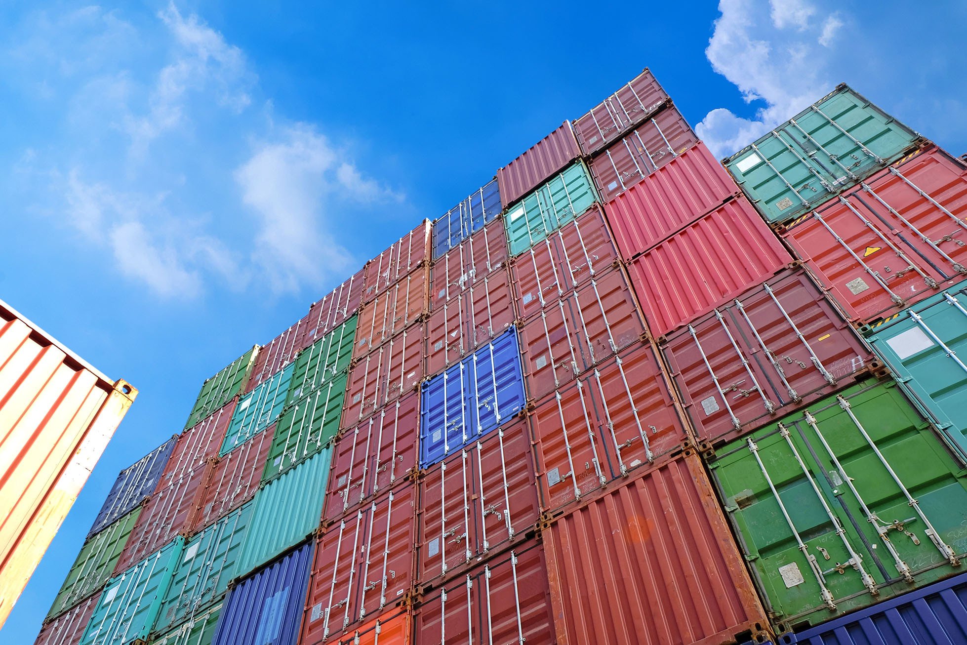 Bentri Forwarding | Clarity, Reliability, People We listen, analyse, execute and stay involved. Bentri is a people-driven forwarding partner focused on clarity, reliability and steady coordination.