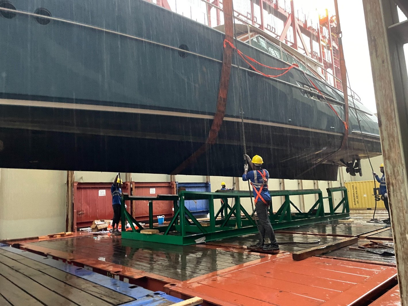 Yacht Shipments & Cradle-Building | Bentri Forwarding Careful yacht and tender handling from Antwerp. Bentri coordinates custom cradle-building, permits and loading with clear updates at every step.