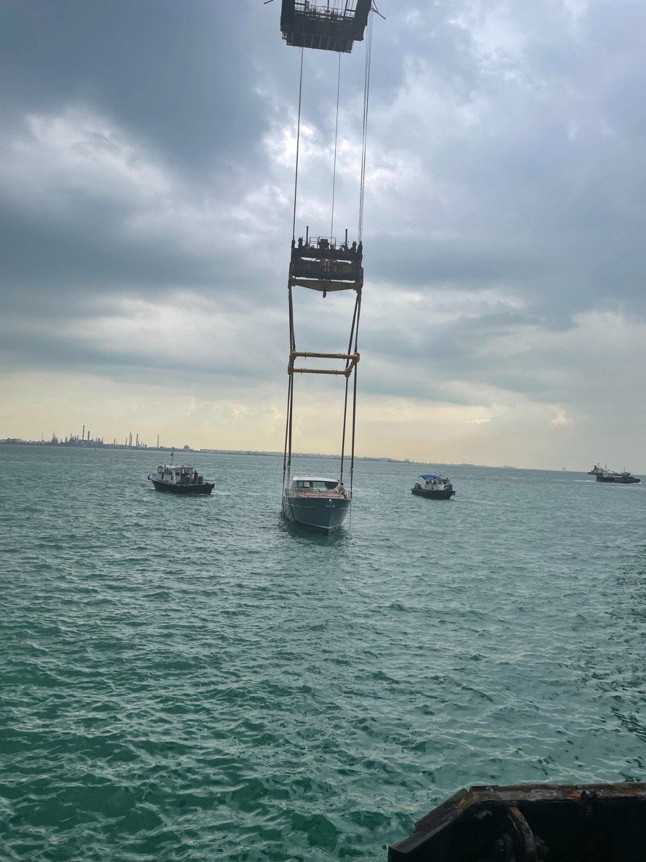 Yacht Shipments & Cradle-Building | Bentri Forwarding Careful yacht and tender handling from Antwerp. Bentri coordinates custom cradle-building, permits and loading with clear updates at every step.