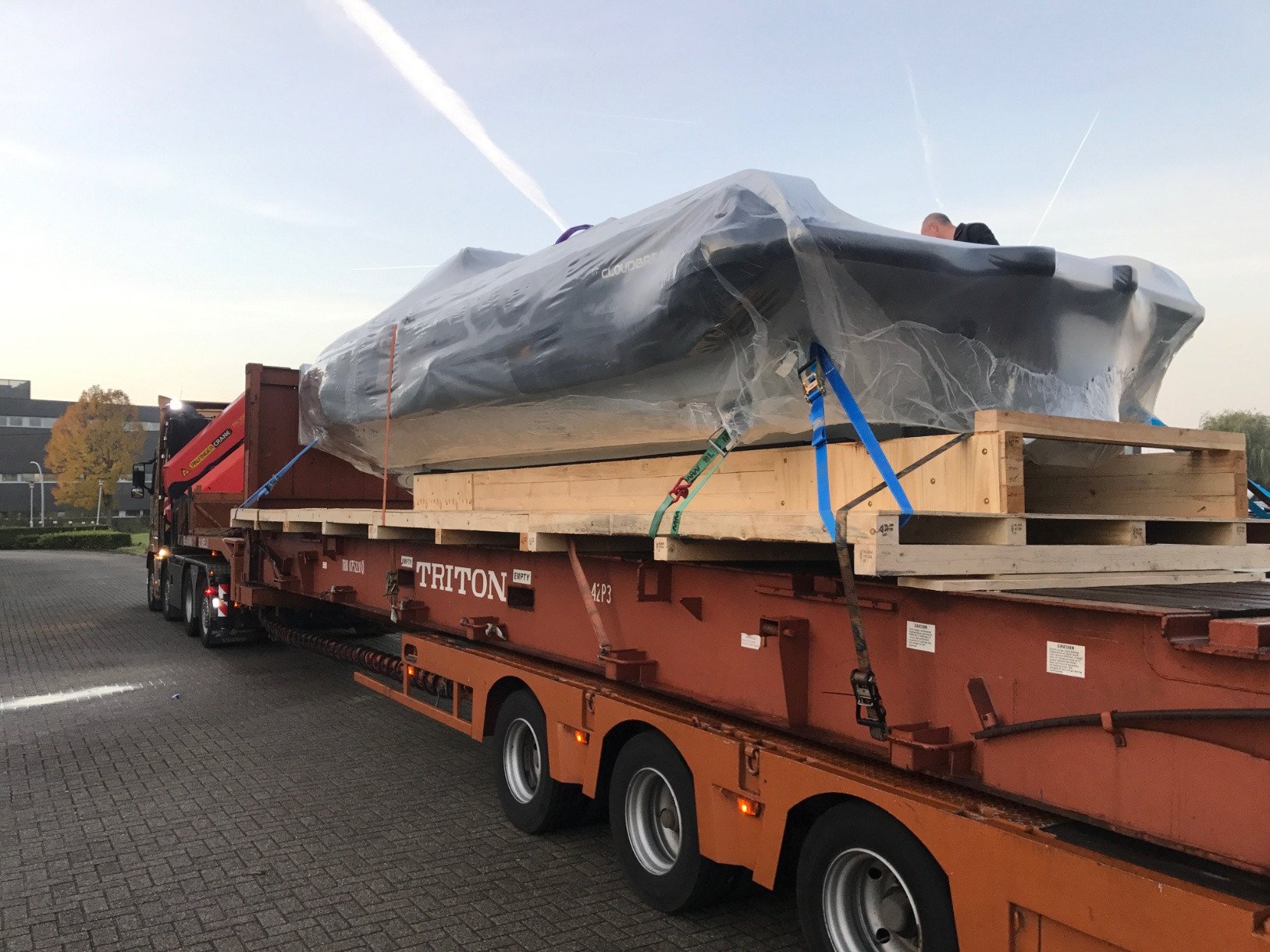 Yacht Shipments & Cradle-Building | Bentri Forwarding Careful yacht and tender handling from Antwerp. Bentri coordinates custom cradle-building, permits and loading with clear updates at every step.